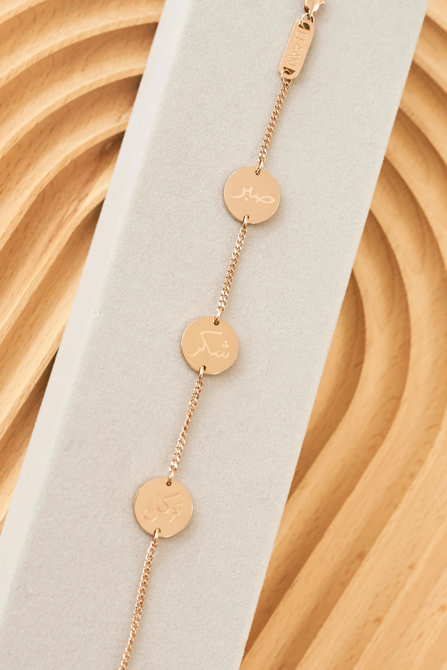 Noble Charms Bracelet Elaan